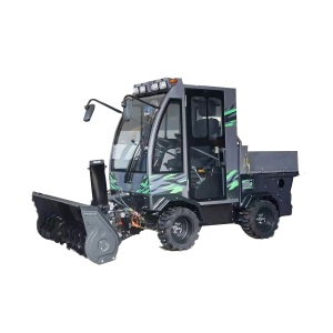 Машина для уборки снега Smartforxx 880 Winter: щетка, шнек, отвал и пескоразбрасыватель